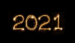 2021 written in sparklers